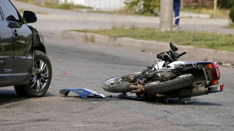 Houston Left-Turn Motorcycle Accident Lawyer
